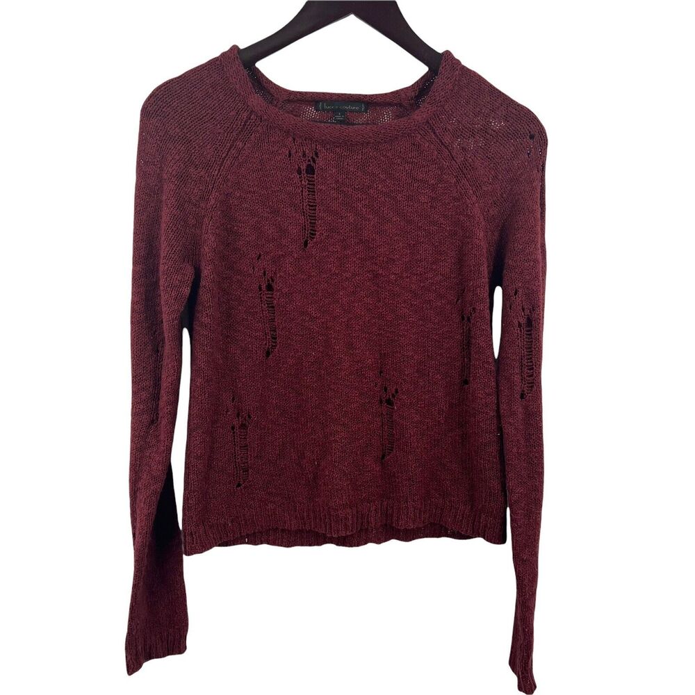 Lucca‎ Couture Burgundy Round Neck Lightweight Distressed Sweater Size Small